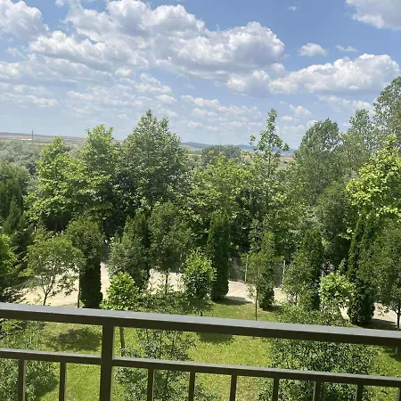 Апартамент Family, Friendly 2 Bed Слънчев бряг