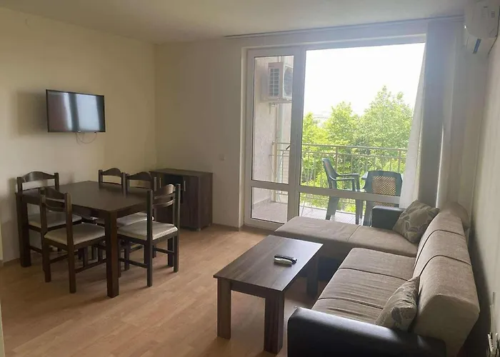 Family, Friendly 2 Bed Слънчев бряг