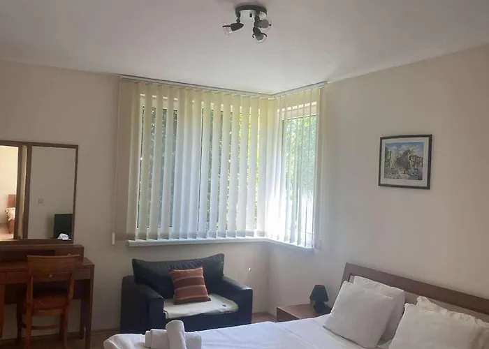 Family, Friendly 2 Bed * Слънчев бряг