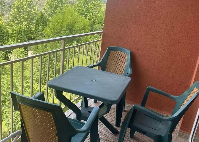 Family, Friendly 2 Bed * Слънчев бряг